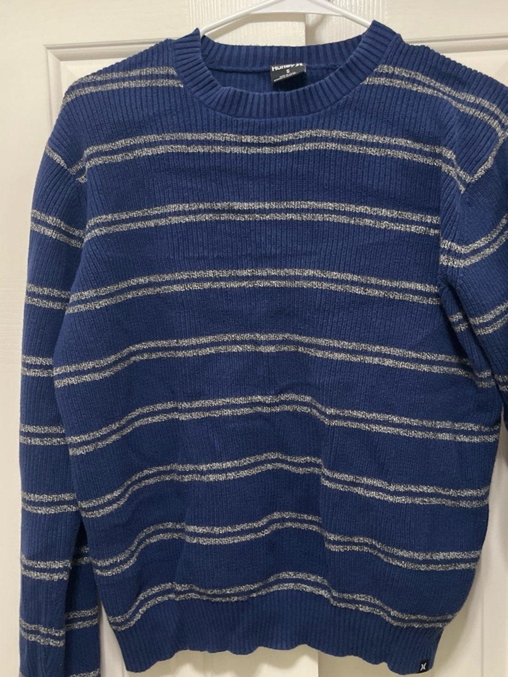 Hurley Men's Navy Blue Crewneck Sweater with Light Gray Stripes